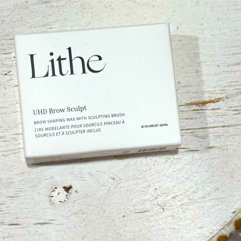 White Brow Sculpting Wax